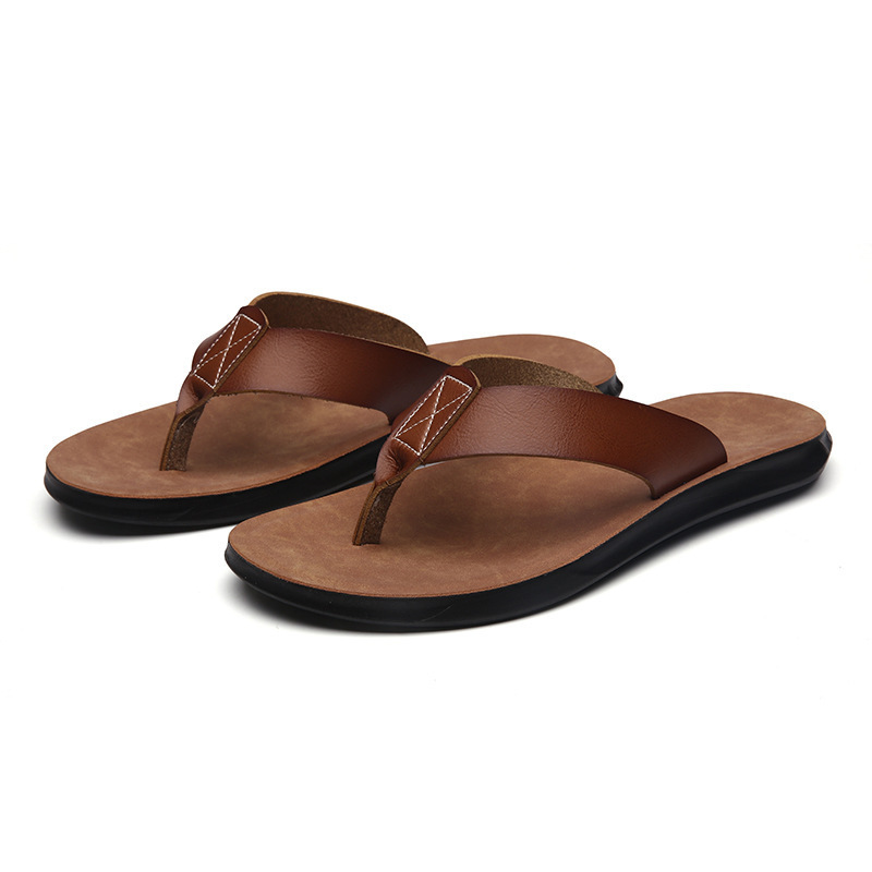 Men'S Shoes Top Brands - 38-47 新しいイタリアンレザービーチサンダル男性用カジュアルクールビーチサマーシューズホテルスリッパマンライトフラット高級メンズシューズ