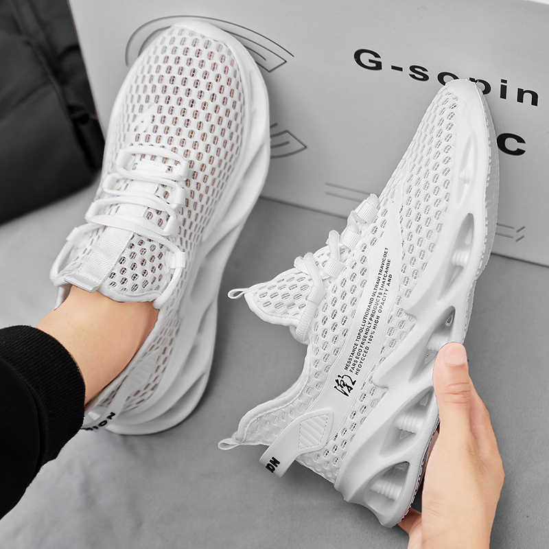 厚底ヒール付きメンズ透明スニーカー メリージェーン テニス  - Men Shoes Most Expensive のレビューと価格