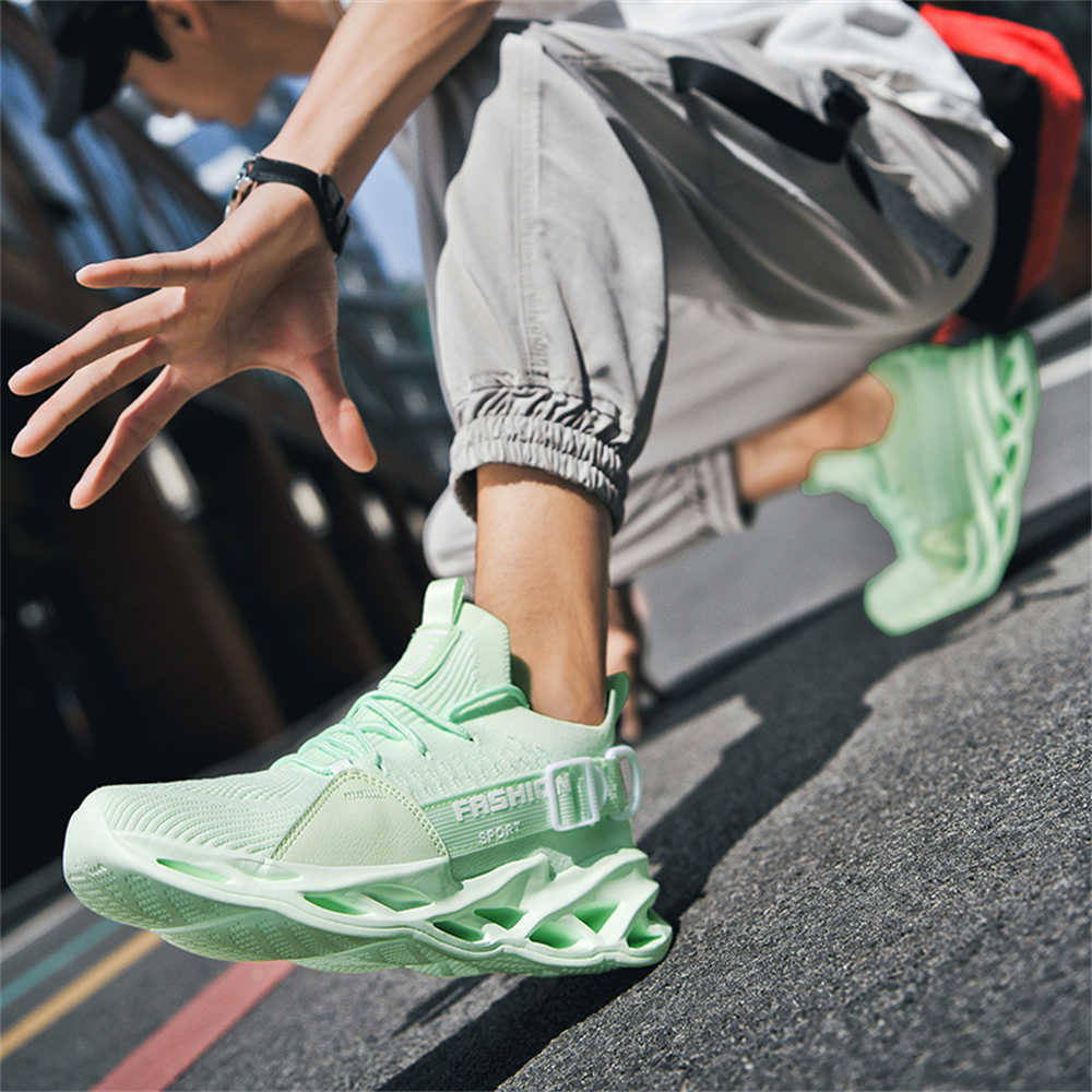 サイズ 36 滑りにくいメンズスニーカー オリジナルミュール - Men Shoes Most Expensive のレビューと価格