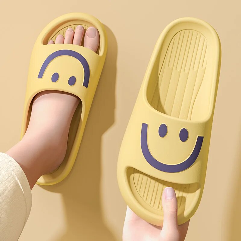 スマイリーフェイス クラウドスリッパ 男女兼用 厚底 プラッ - Men'S Shoes With Platform のレビューと価格