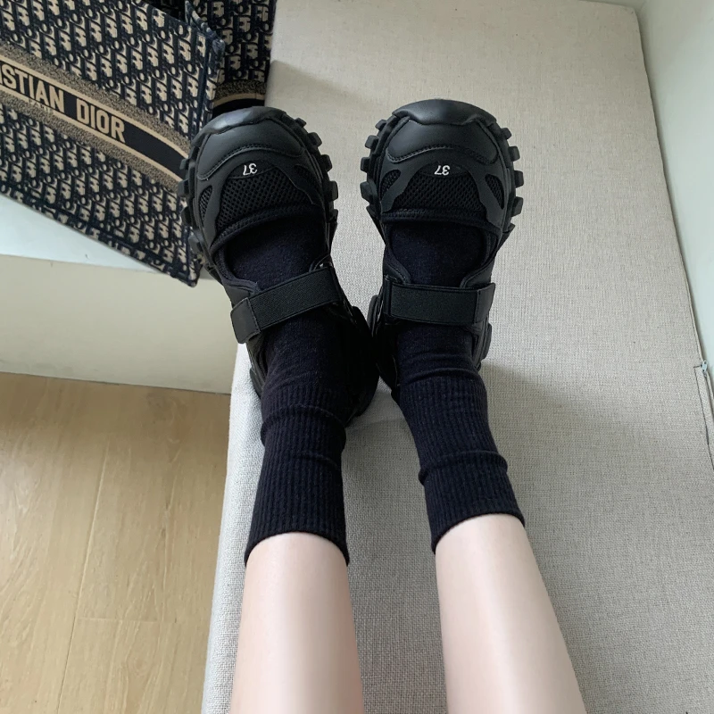 女性スポーツサンダルウェッジ中空アウト女性サンダル屋外クール - Sandal Sport Outdoor のレビューと価格