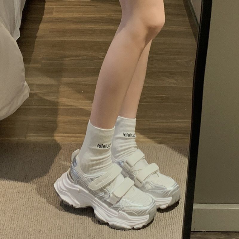 メタリックシルバー中空アウトプラットフォームサンダル女性ダブ - Sandal Sport Outdoor のレビューと価格